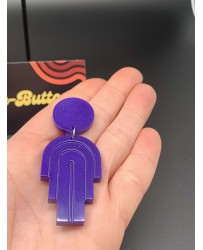 Man violet métallisé