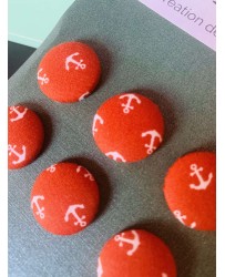 Boutons marins rouges